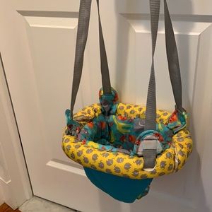 Over the door infant jumper